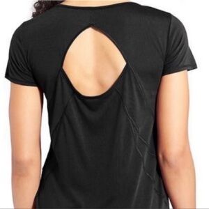Athleta Repetition Cut out tee
